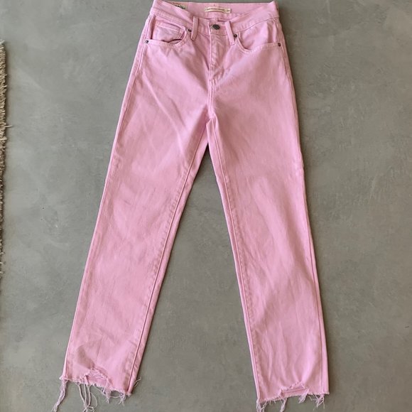 pink levis